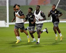 关于拉齐奥发布备战花絮，今晚状态回暖，欧超杯任务艰巨，球探报告显示潜力的信息-九游网站入口